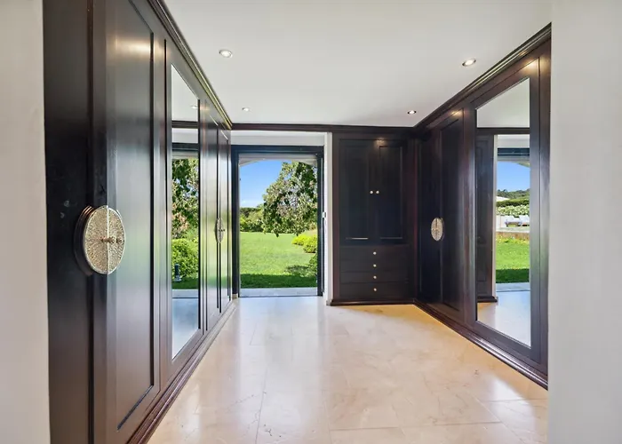 Av Experiences - Tournels Luxury Villa